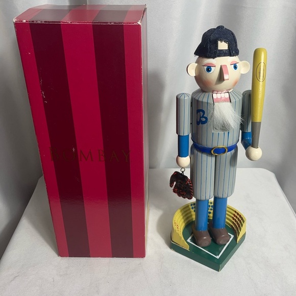 The Bombay Co. Vintage 1998 "Slugger" Baseball Nutcracker 12"X4.5"X4.5" - Picture 1 of 15